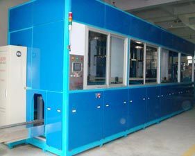 威固特 洗凈設(shè)備領(lǐng)域的工業(yè)機(jī)器人制造專家